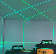 Crossline laser CL4B LCD 1 wiązka zielona vs. niebieska