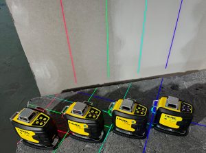 Laser krzyżowy CL4V LCD – z fioletową wiązką 1 lasery budowlane CL4D